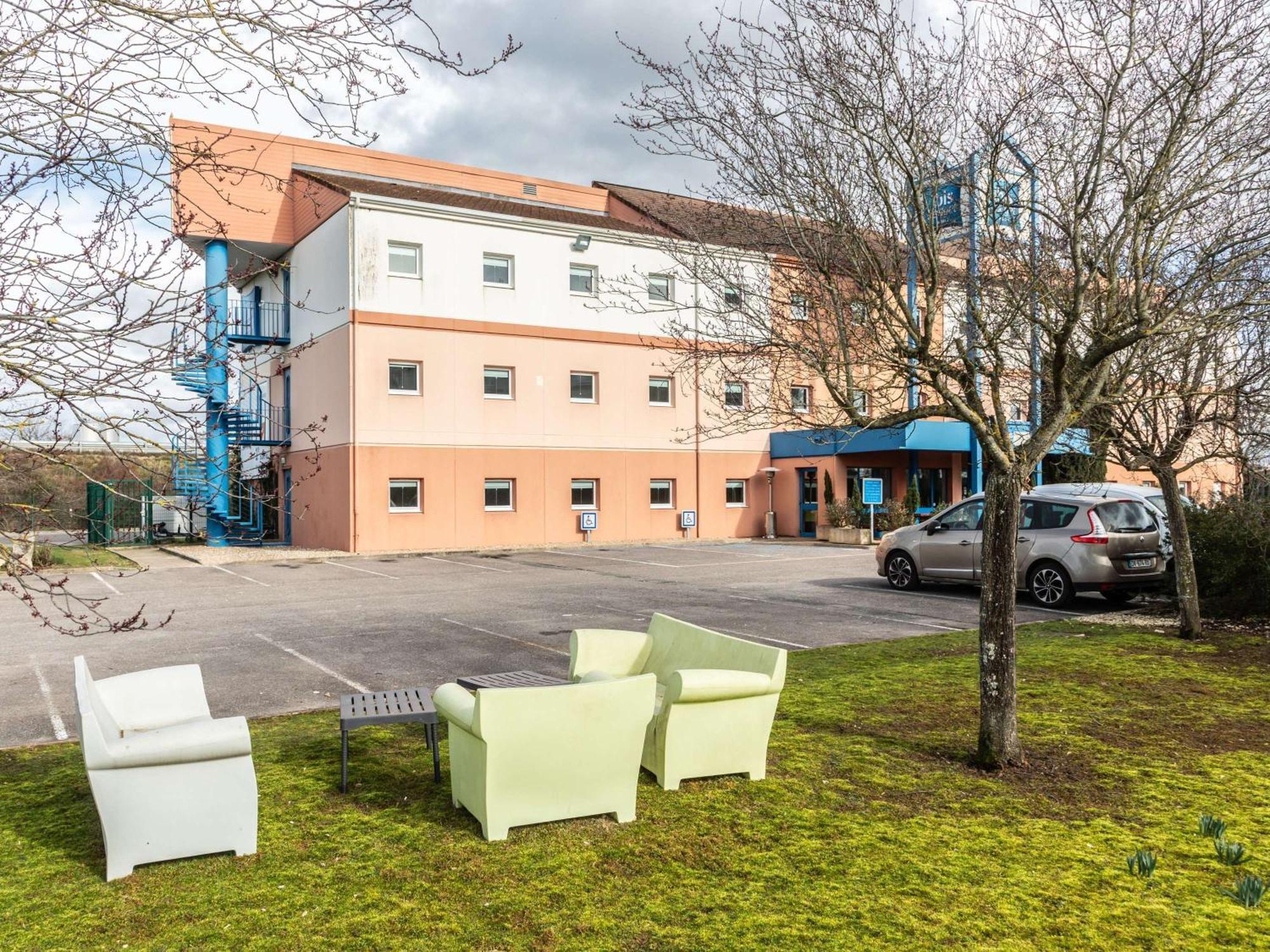 Ibis Budget Bourges Exterior foto