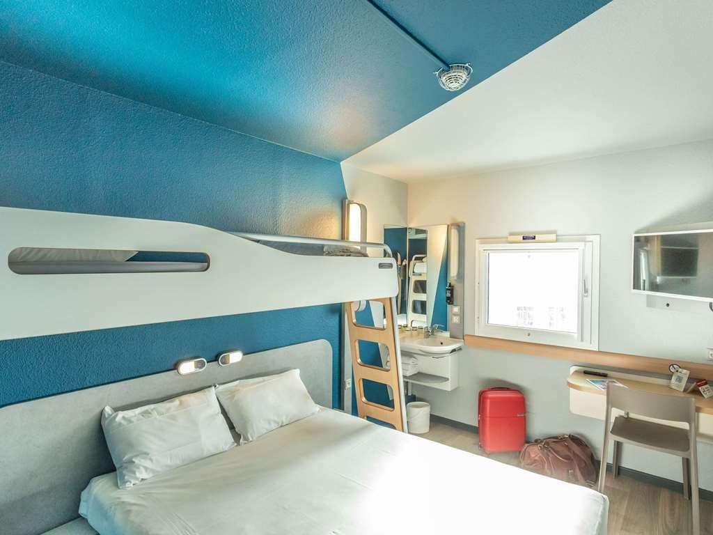 Ibis Budget Bourges Quarto foto