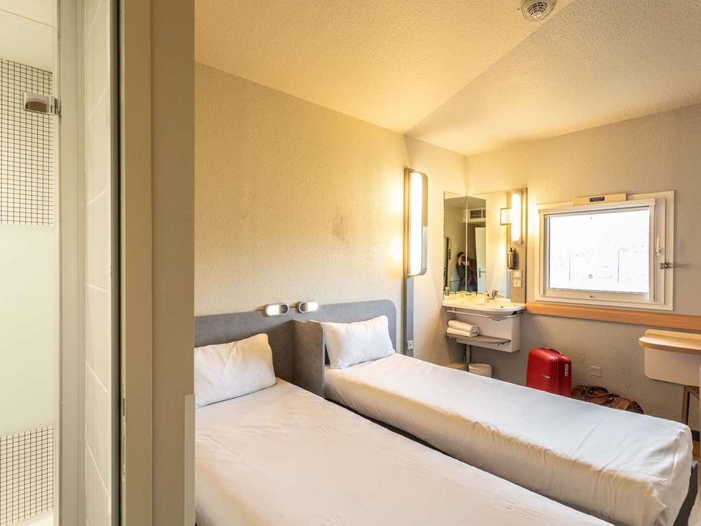 Ibis Budget Bourges Quarto foto